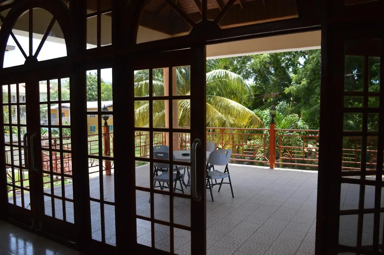 Casa De Shalom Hotel Ocho Rios 3*,  Jamaica