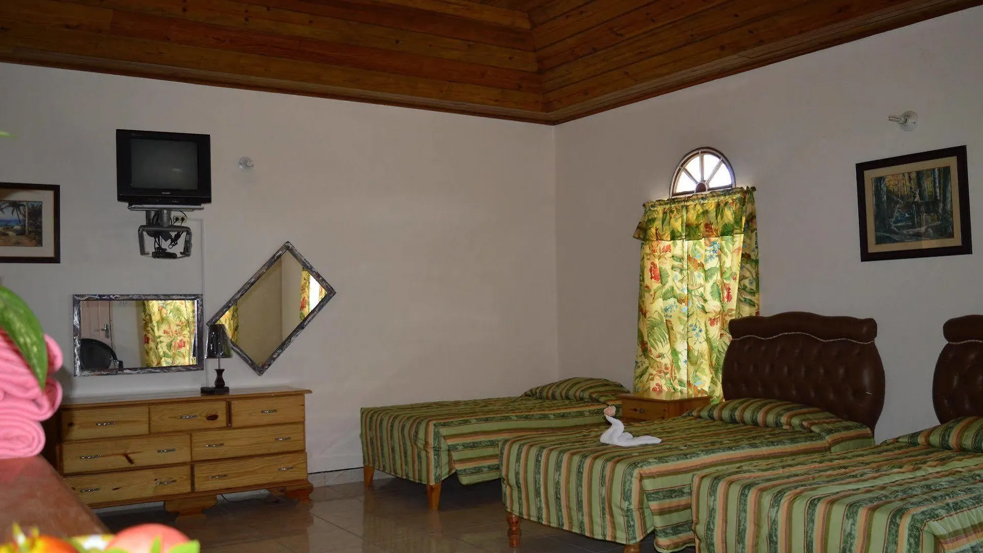 Casa De Shalom Hotel Ocho Rios 3*,  Jamaica